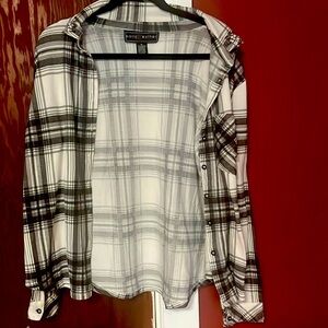 Polly&Esther Grey Long Sleeve Button Down Shirt